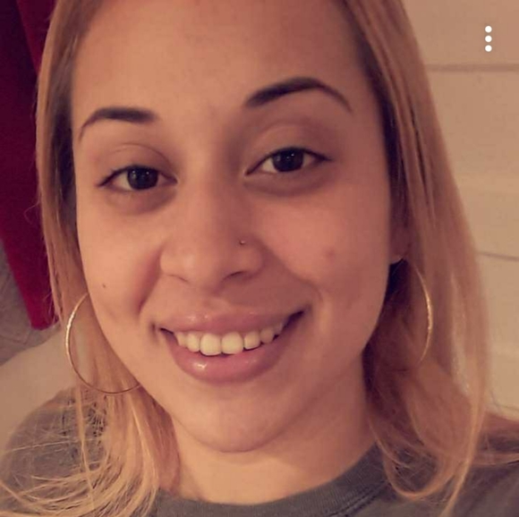 Meet your Posher, Cici - Picture 2 of 4